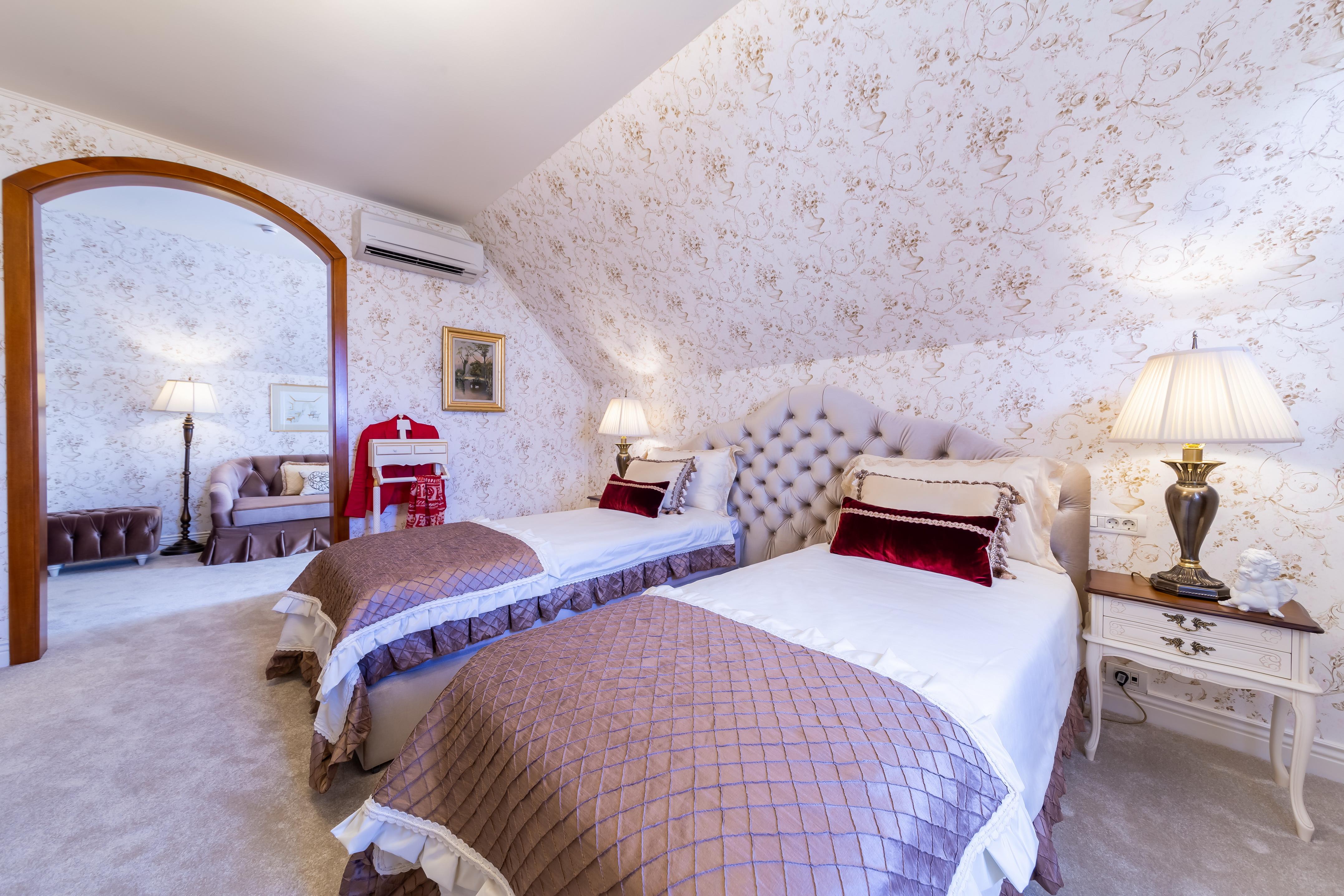 ซูเตอร์ พาเลซ บูติก โฮเทล Hotel บูคาเรสต์ ภายนอก รูปภาพ
